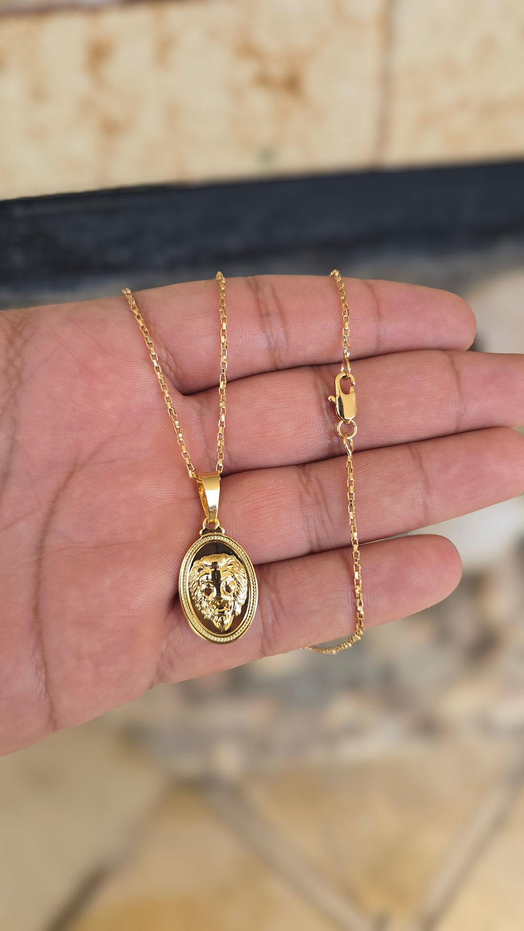 Corrente Tijolinho 1mm Leão Banhado A Ouro 18k