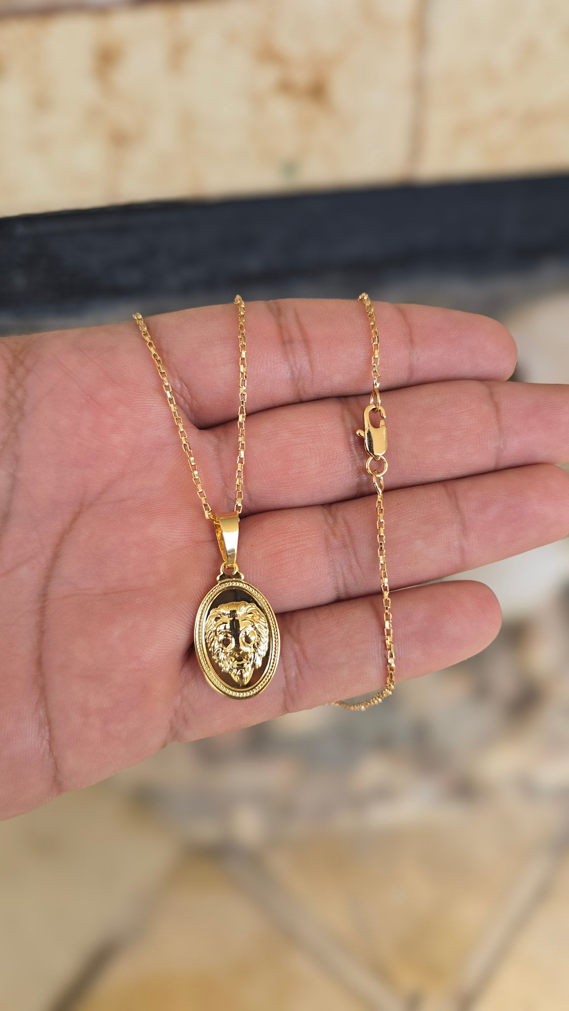 Corrente Tijolinho 1mm Leão Banhado A Ouro 18k