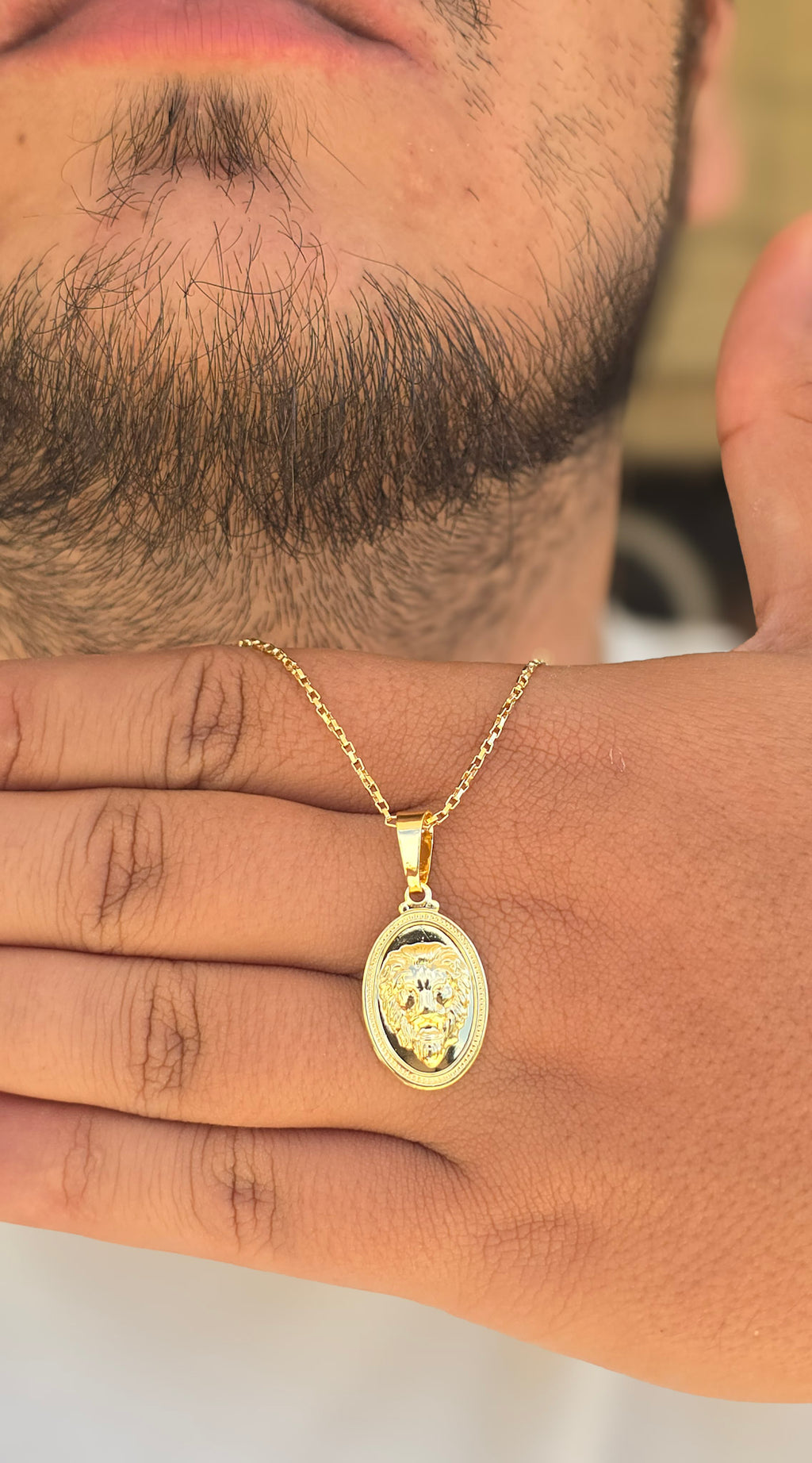 Corrente Tijolinho 1mm Leão Banhado A Ouro 18k