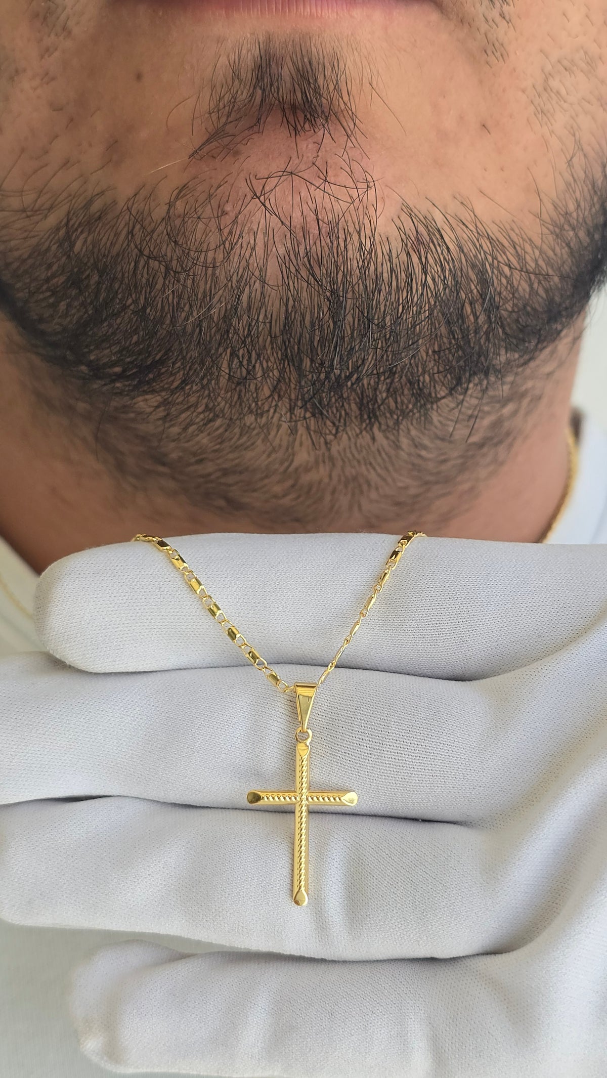 Corrente Oitinho 1,8mm Cruz Banhado a Ouro 18k