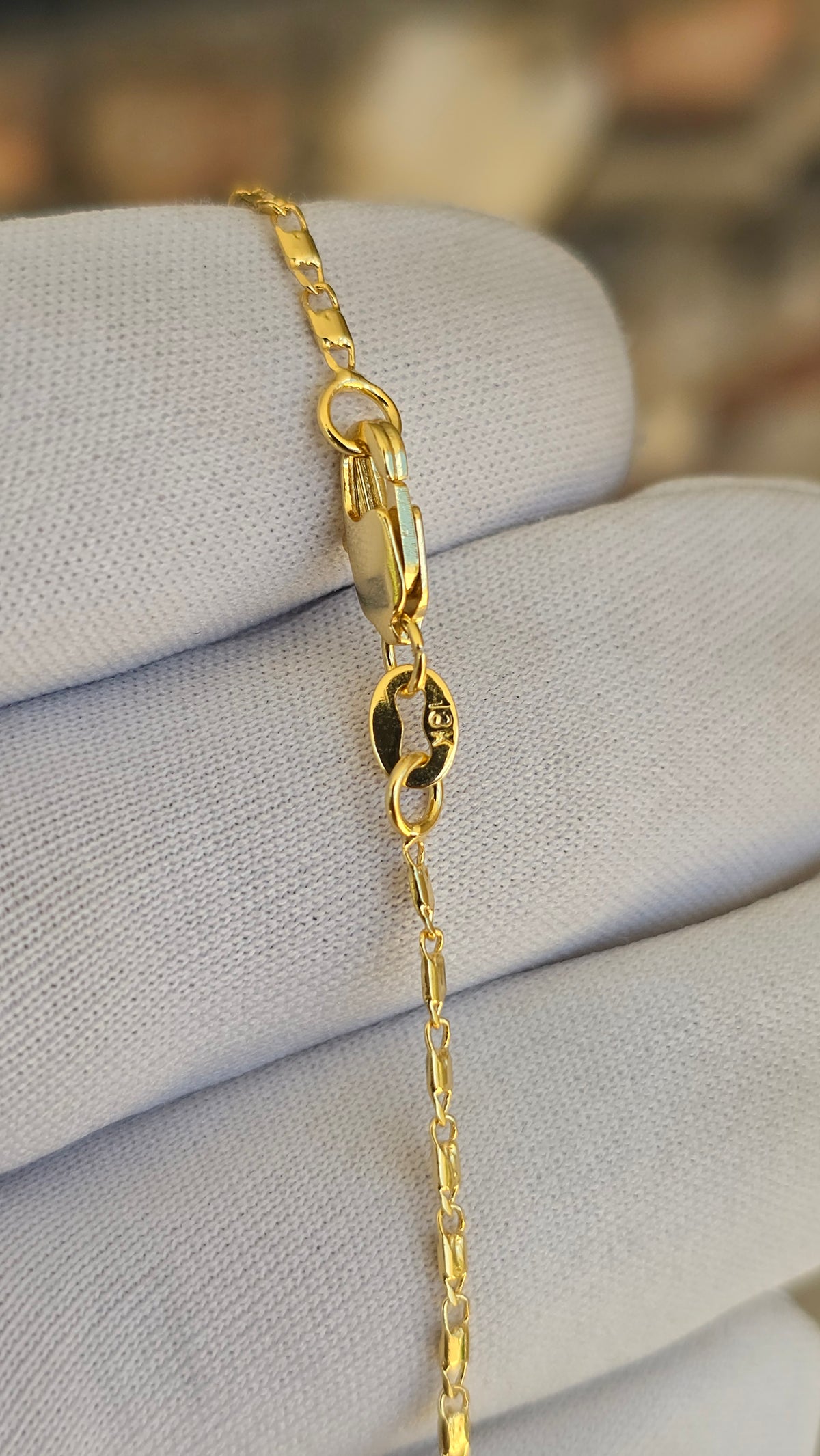 Corrente Oitinho 1,8mm nossa Senhora Banhada a Ouro 18k