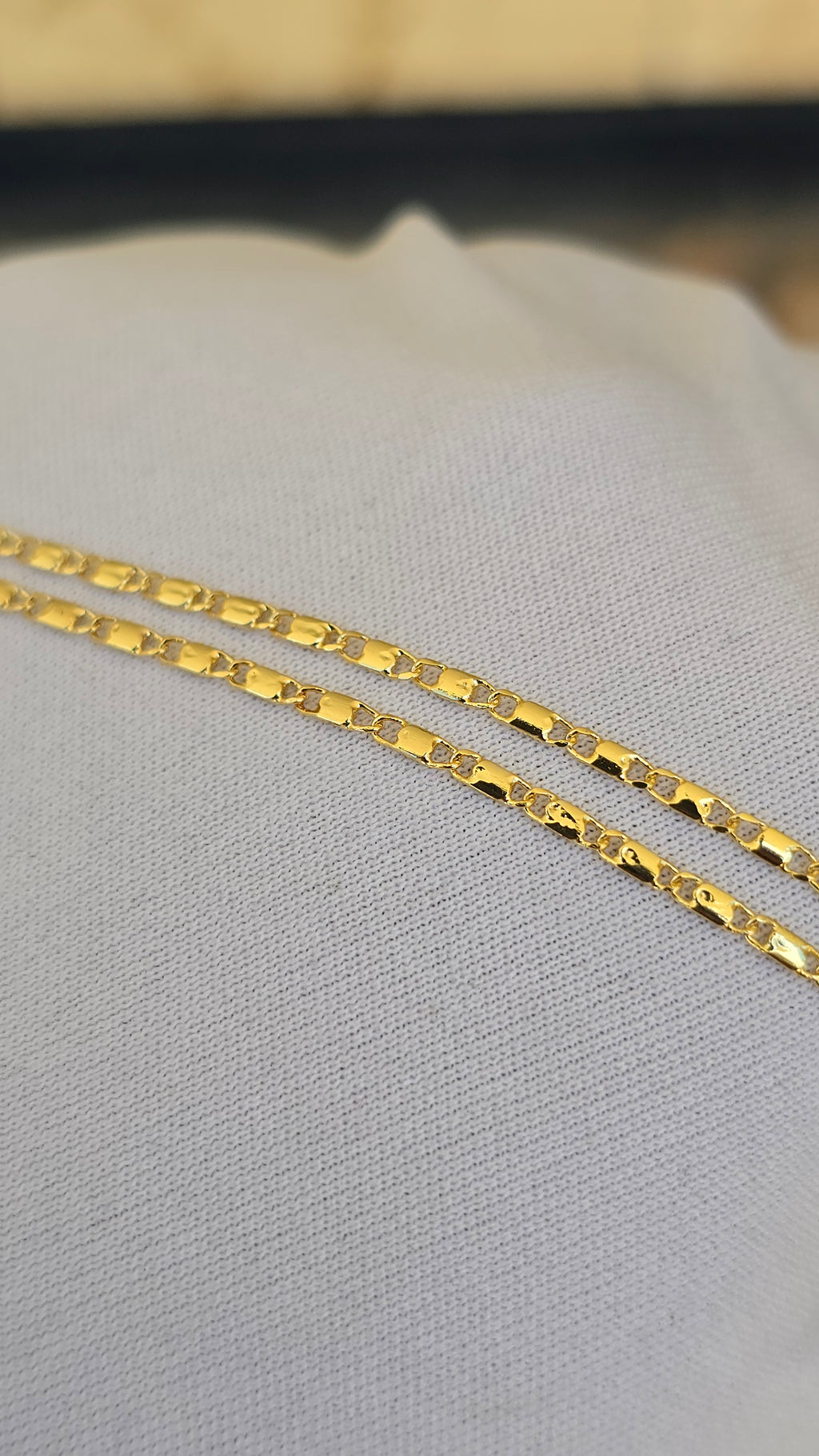 Corrente Oitinho 1,8mm nossa Senhora Banhada a Ouro 18k
