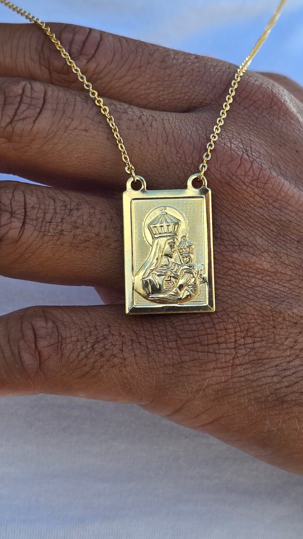 Escapulario Cadeado 1,5mm Sagrado Coração 3x2cm Banhado a Ouro 18k 70 cm