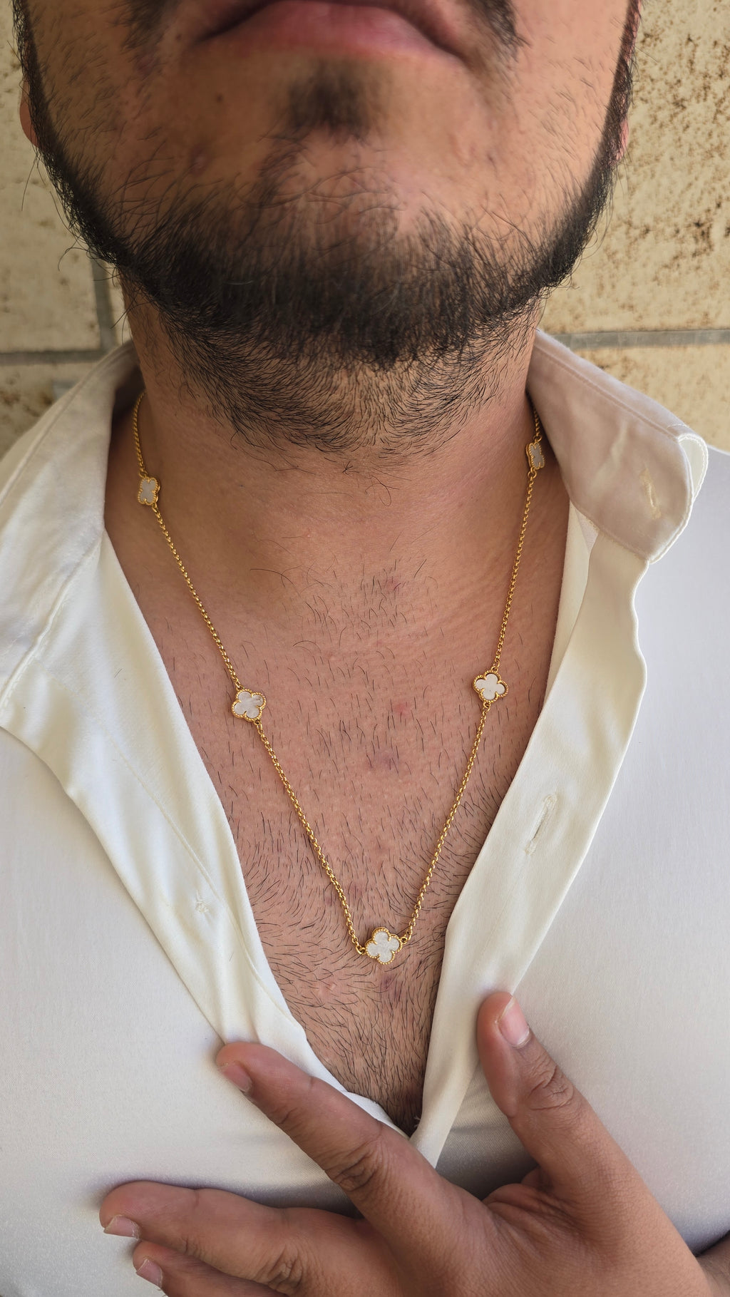 Colar Trevo Branco 5 Folhas Banhado a Ouro 18k